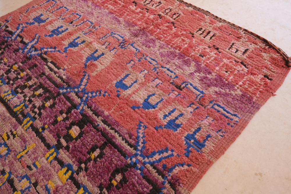 Abstract Moroccan Collectible Wool Rug 11 x 5.7 ft / 336 x 176 cm - Surcoma