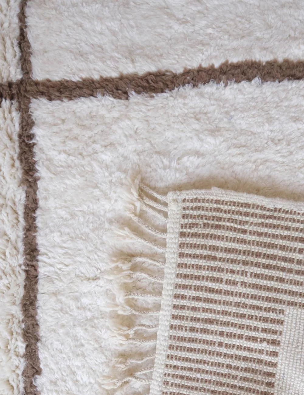 Ivory Moroccan Rug 11.5 x 8 ft / 352 x 245 cm - Surcoma