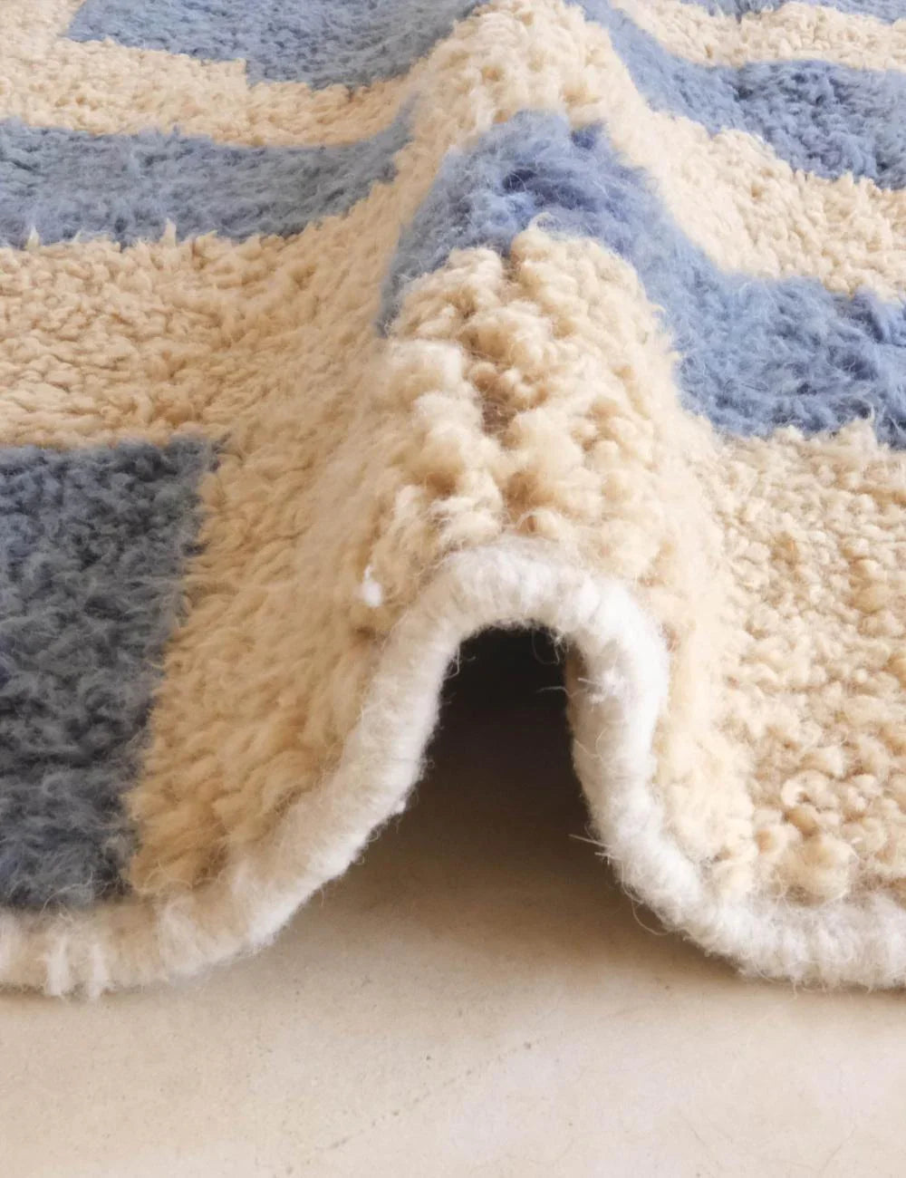 Modern Moroccan Rug 11.4 x 8.3 ft / 347 x 254 cm - Surcoma