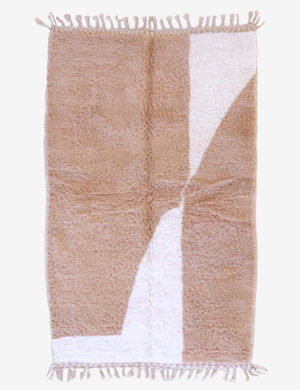 Beige Moroccan Wool Rug 8.8 x 5.4 ft / 267 x 165 cm