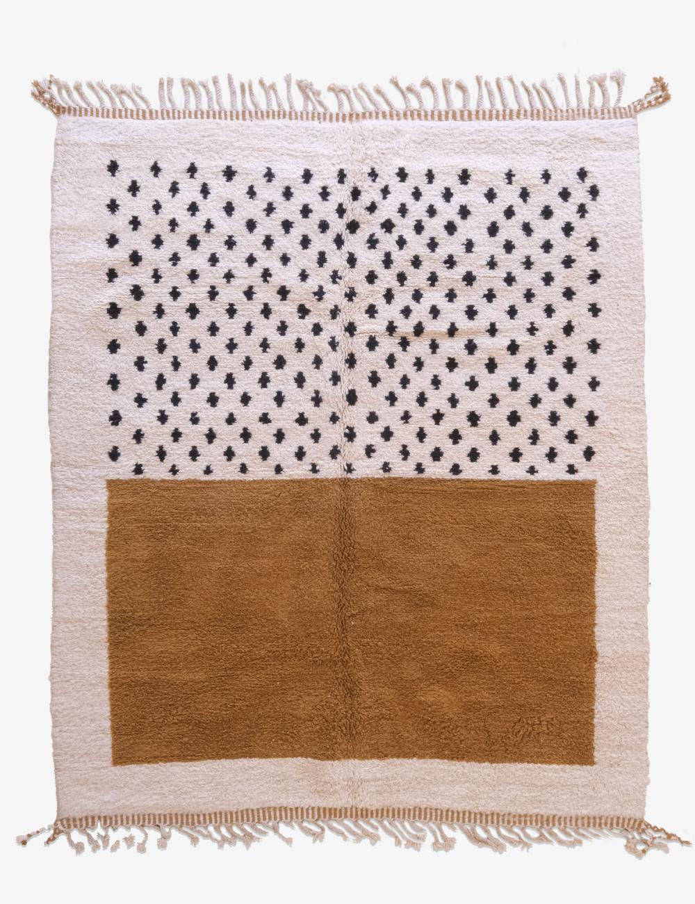 Moroccan Tan Wool Rug 9.4 x 7.5 ft / 287 x 229 cm