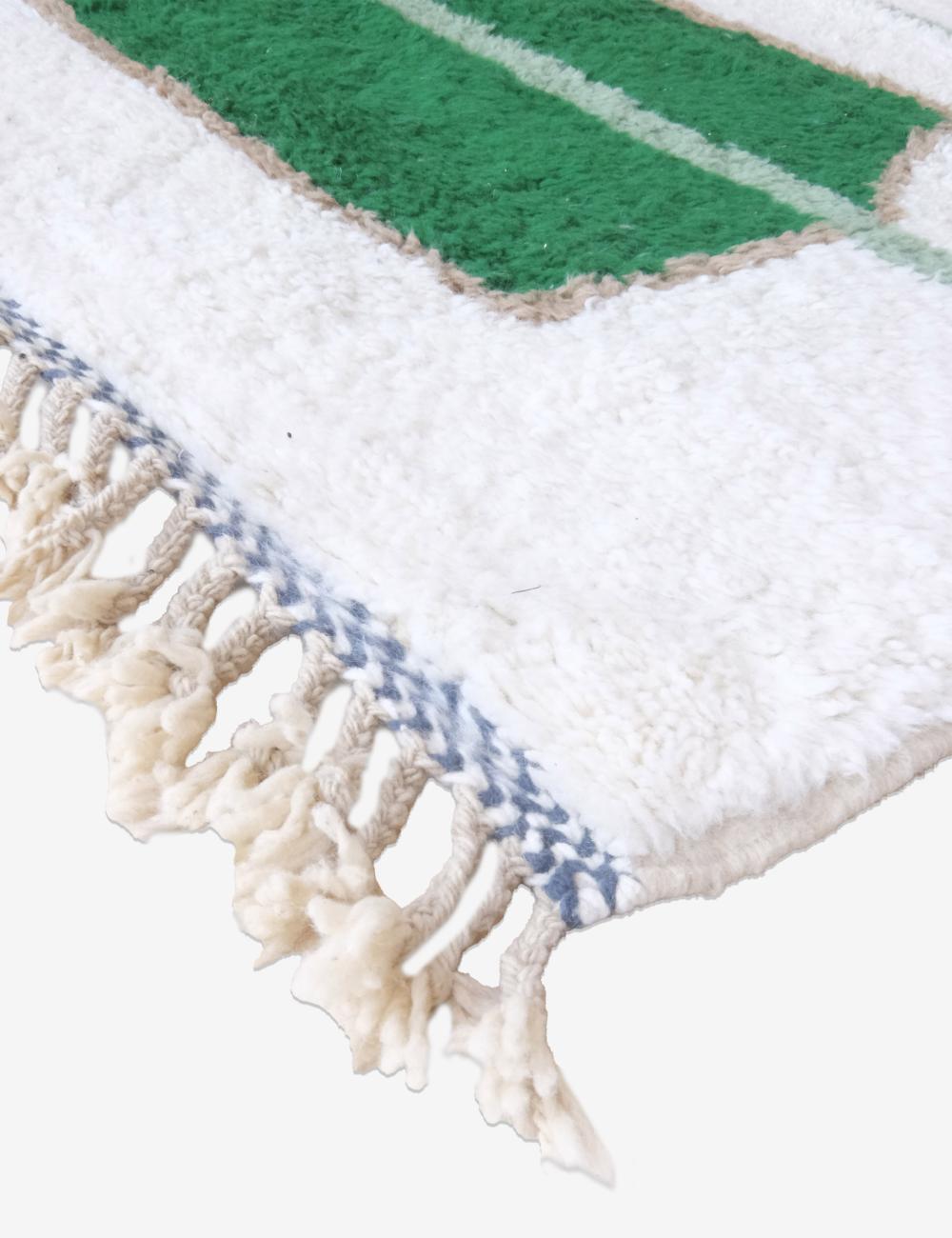 Contemporary Moroccan Wool Rug 9.6 x 6.7 ft / 292 x 206 cm