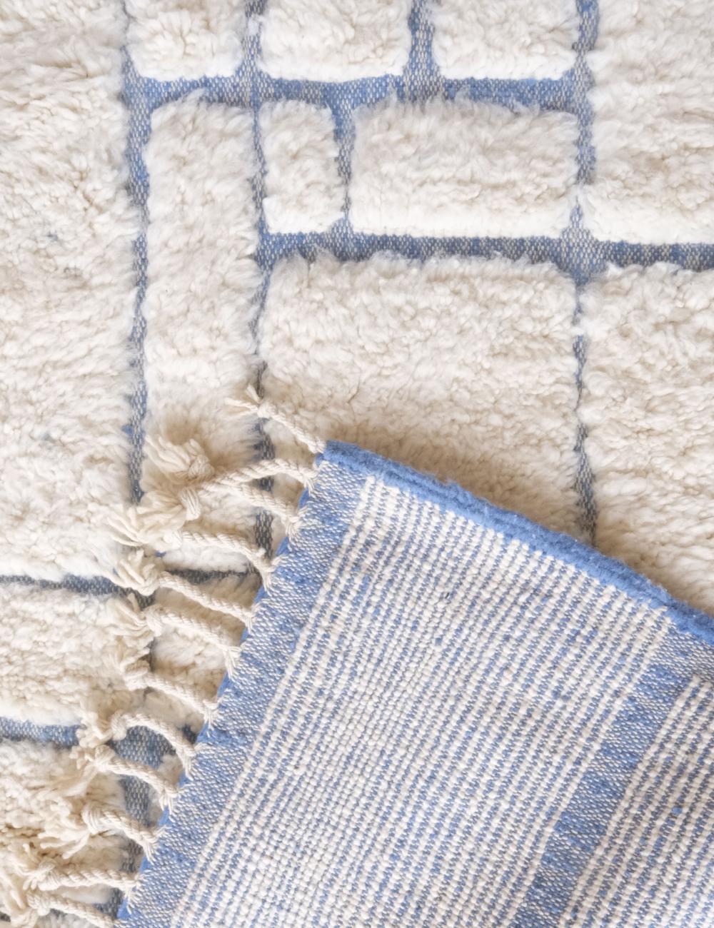 Beni Ourain White with Blue Rug 9 x 7.2 ft / 273 x 221 cm - Surcoma