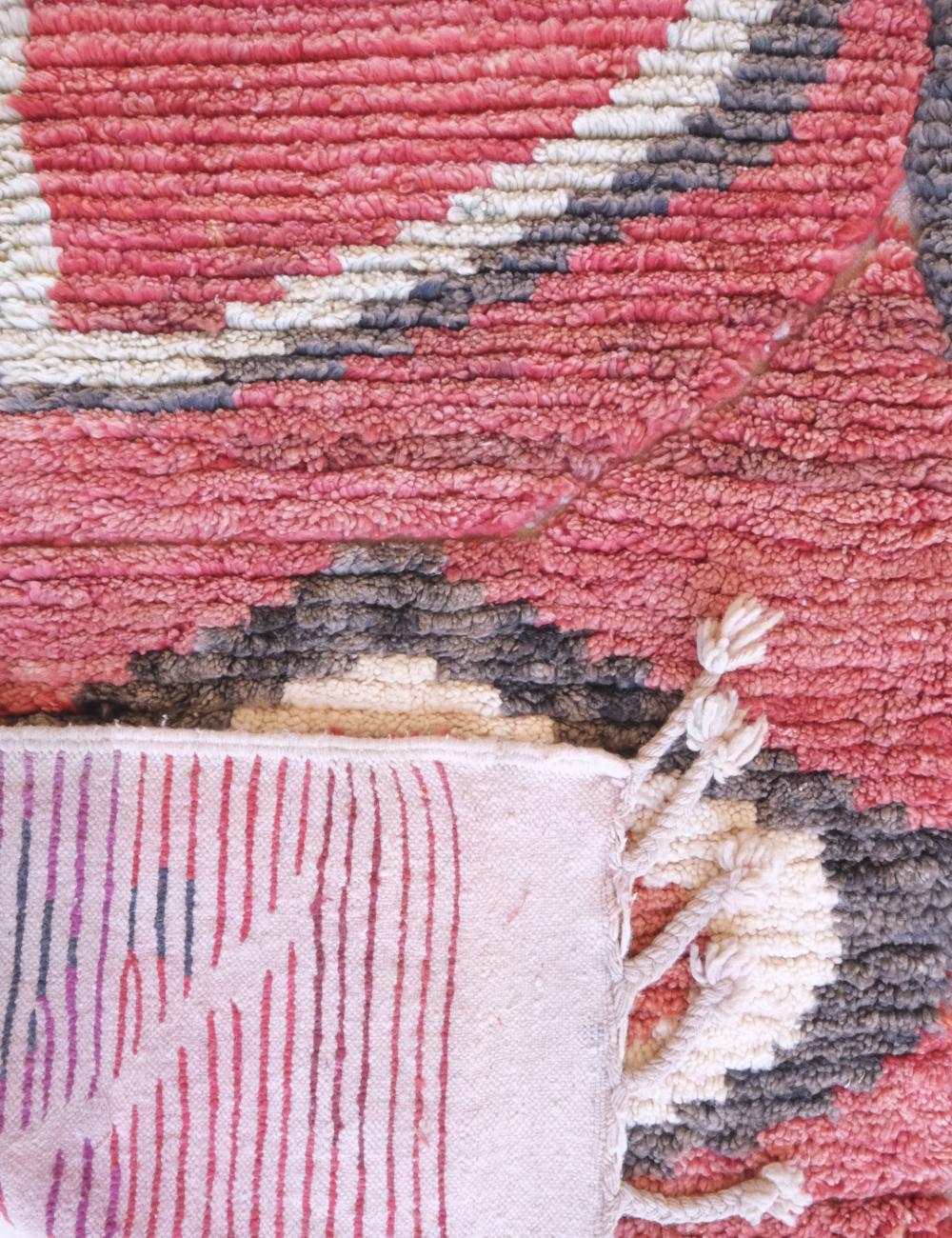 Contemporary Moroccan Wool Rug 12.8 x 9.9 ft / 390 x 303 cm
