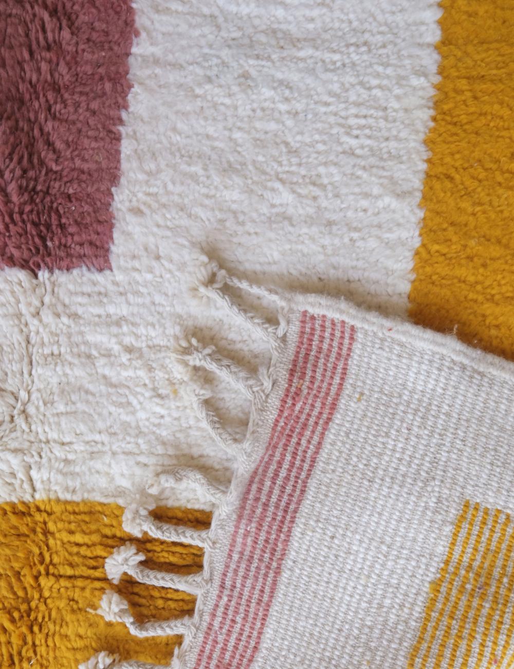 Handmade Moroccan Contemporary Rug 8.5 x 6.3 ft / 260 x 192 cm