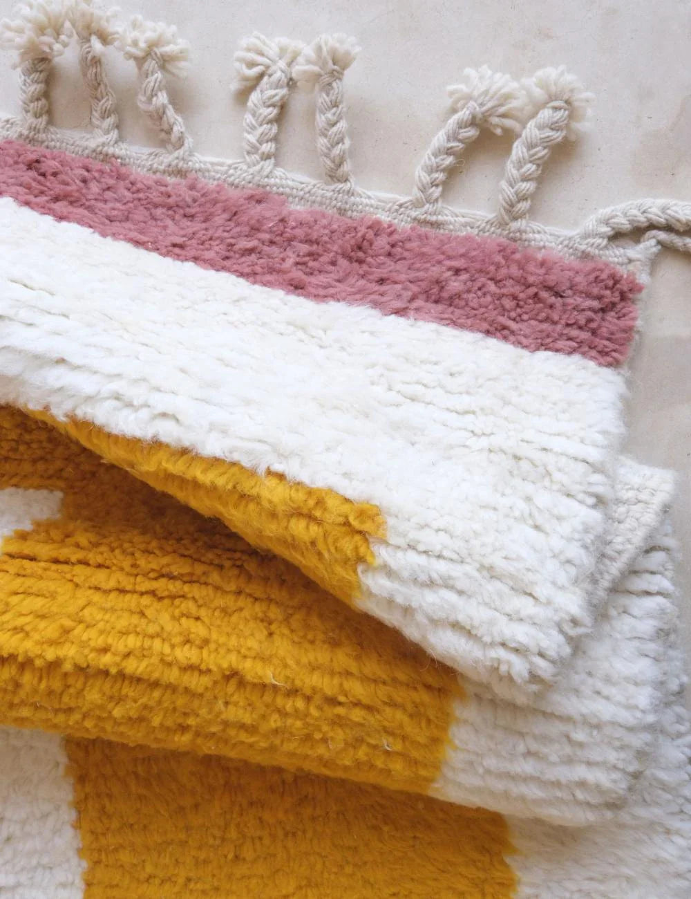 Handmade Moroccan Contemporary Rug 8.5 x 6.3 ft / 260 x 192 cm - Surcoma