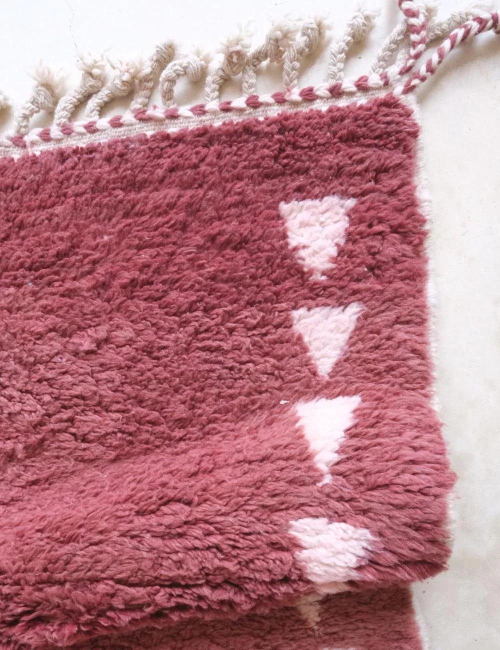 Moroccan Berry Rug 9.1 x 6.4 ft / 278 x 196 cm - Surcoma