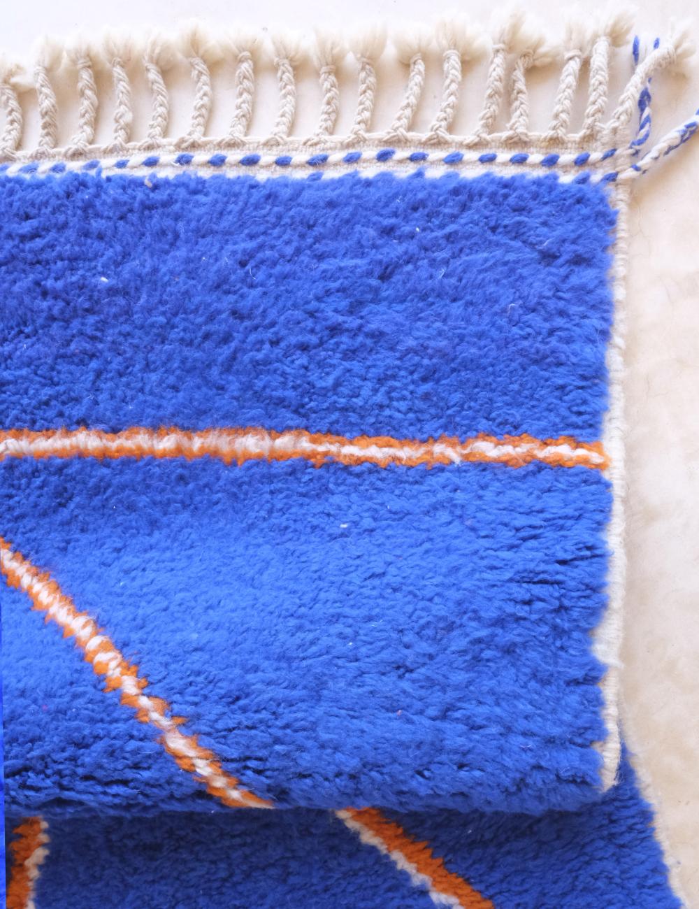 Moroccan Contemporary Rug 8.1 x 5 ft / 248 x 155 cm