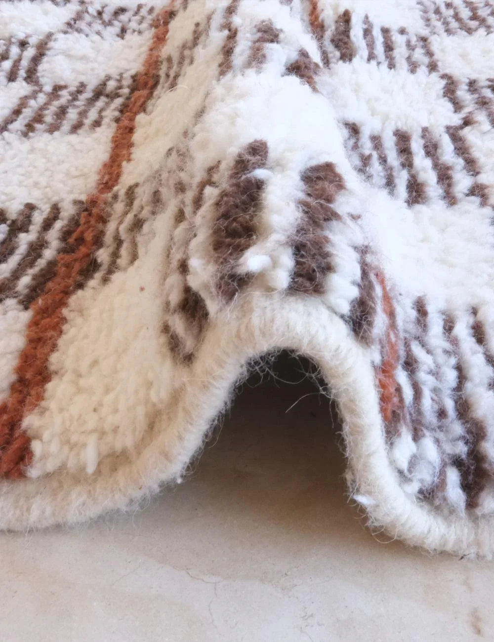 Moroccan Wool Neutral Rug 10.3 x 8.5 ft / 313 x 260 cm - Surcoma