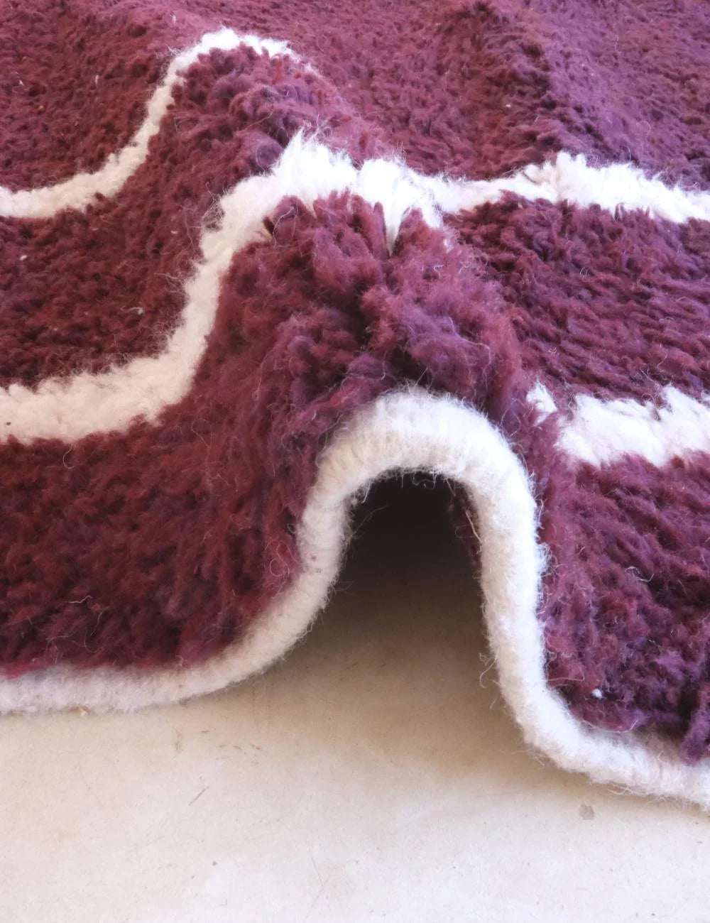 Burgundy Moroccan Wool Rug 10 x 8.4 ft / 306 x 257 cm - Surcoma