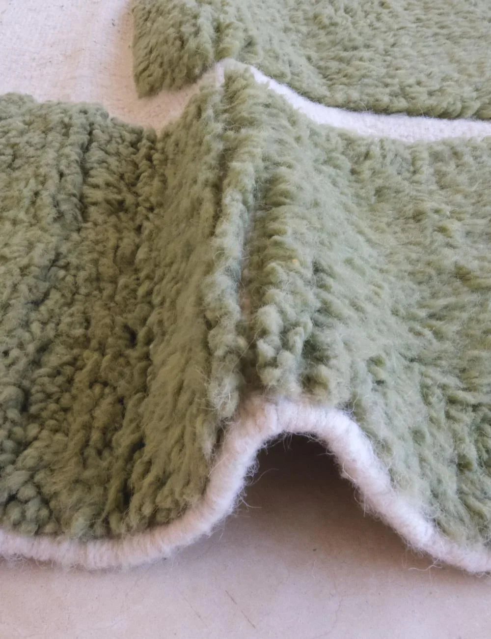 Green Contemporary Moroccan Rug 9.4 x 6.9 ft / 288 x 211 cm - Surcoma
