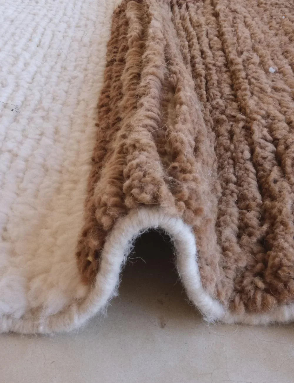 Mocha Brown Rug For Living Room 9.3 x 7.2 ft / 283 x 220 cm - Surcoma
