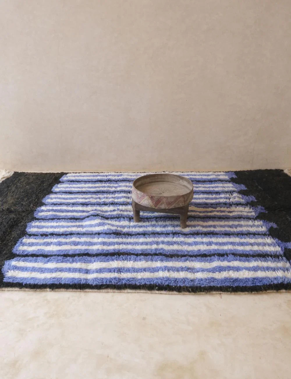 Contemporary Moroccan Wool Rug 9 x 5.6 ft / 274 x 171 cm - Surcoma