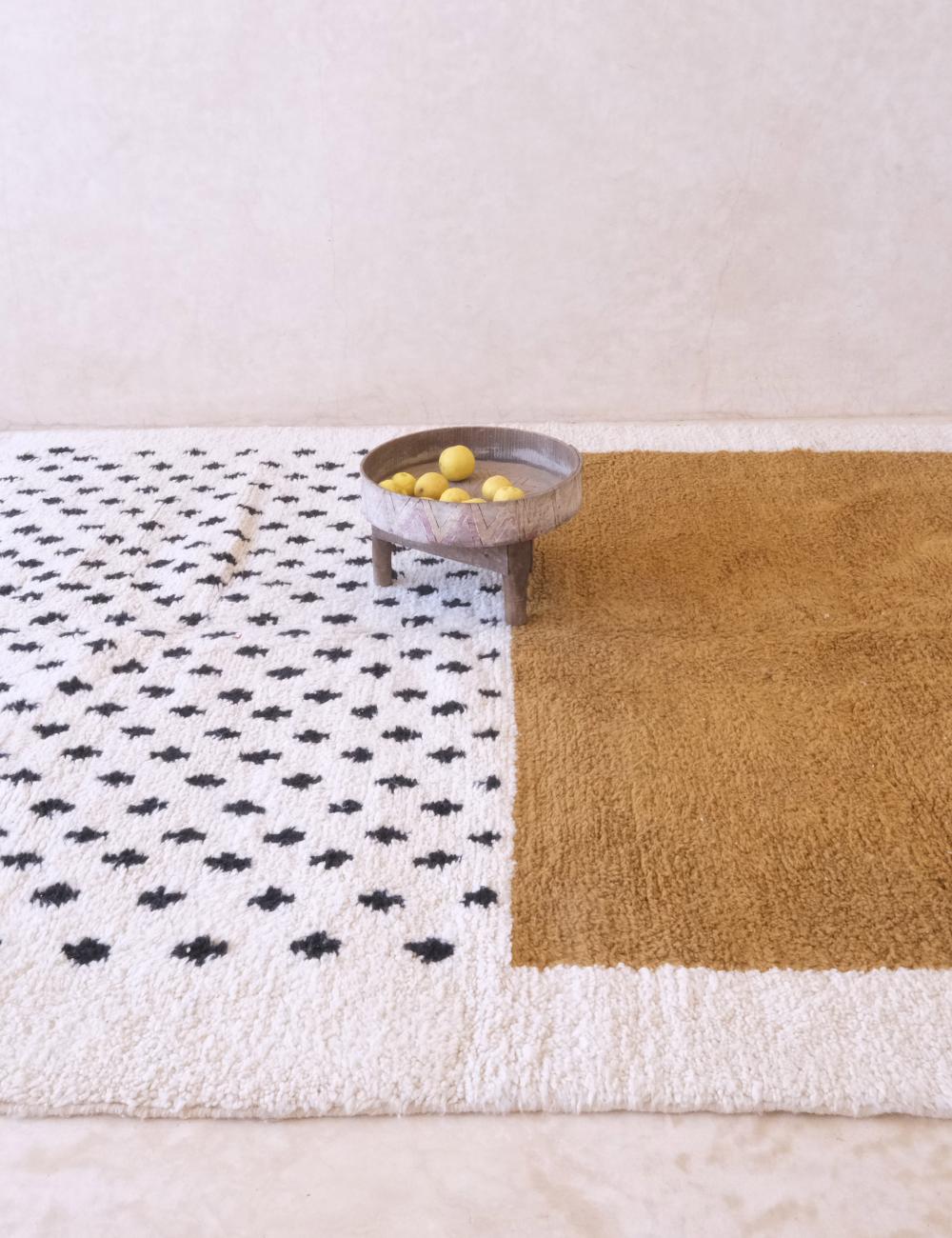 Moroccan Tan Wool Rug 9.4 x 7.5 ft / 287 x 229 cm