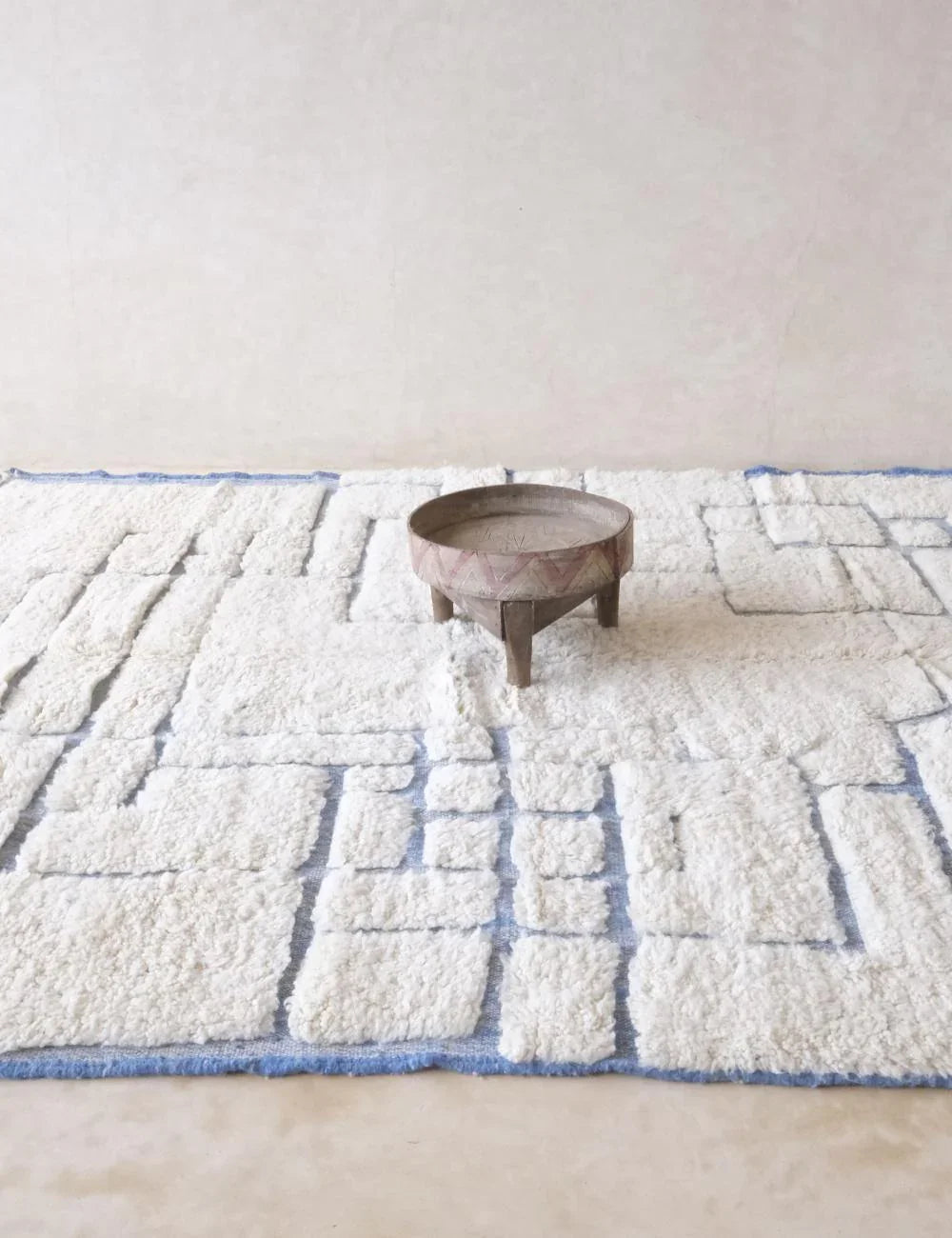 Beni Ourain White with Blue Rug 9 x 7.2 ft / 273 x 221 cm - Surcoma