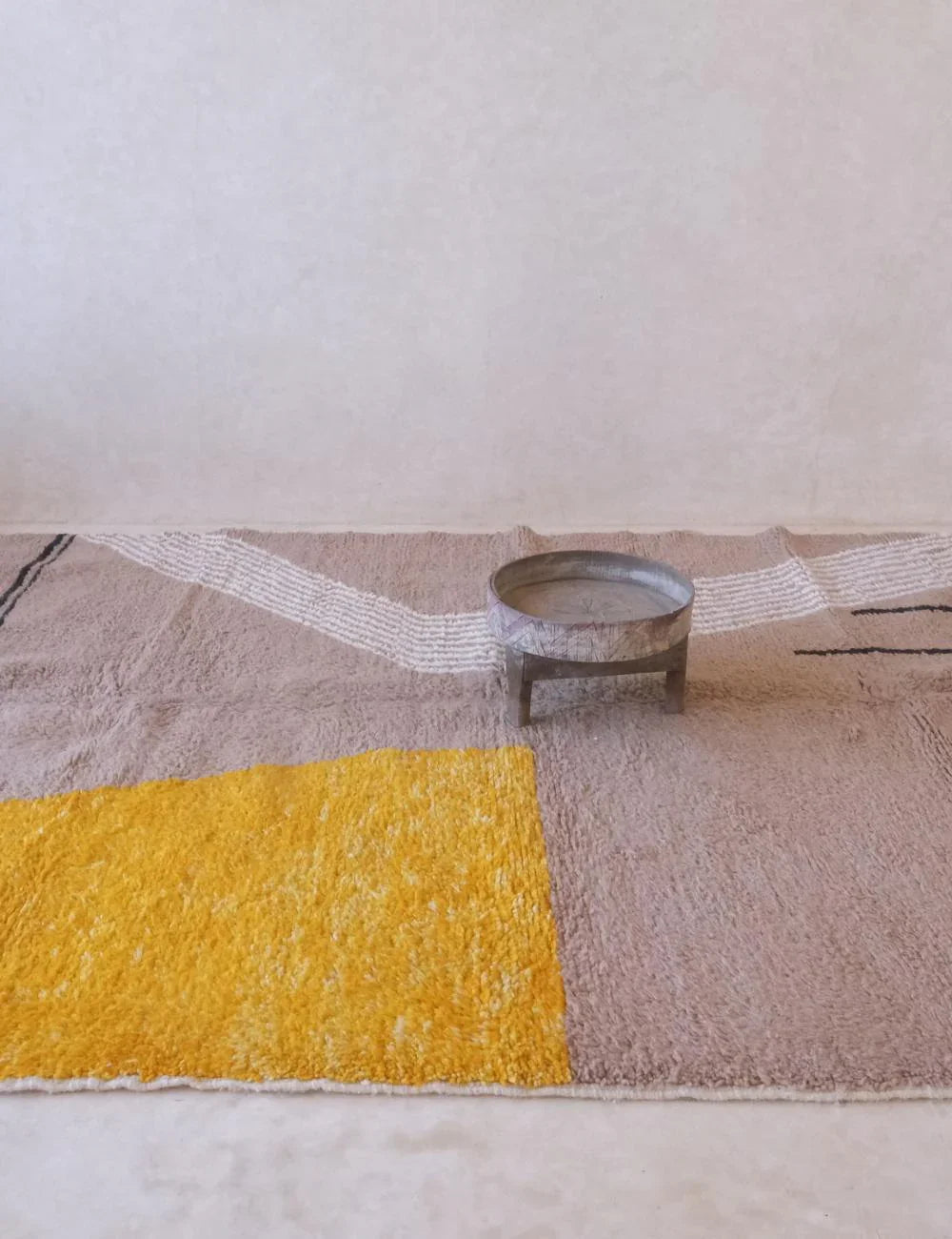 Contemporary Moroccan Wool Rug 9.8 x 7.2 ft / 300 x 222 cm - Surcoma