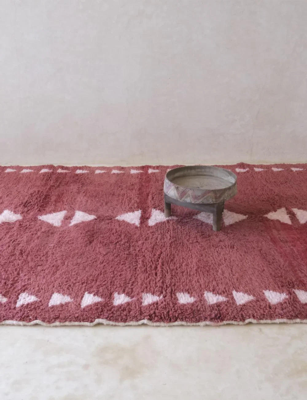 Moroccan Berry Rug 9.1 x 6.4 ft / 278 x 196 cm - Surcoma
