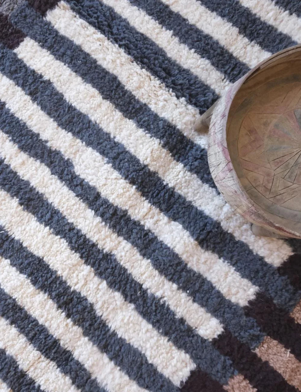 Modern Striped Moroccan Rug 9.8 x 8.3 ft / 300 x 253 cm - Surcoma