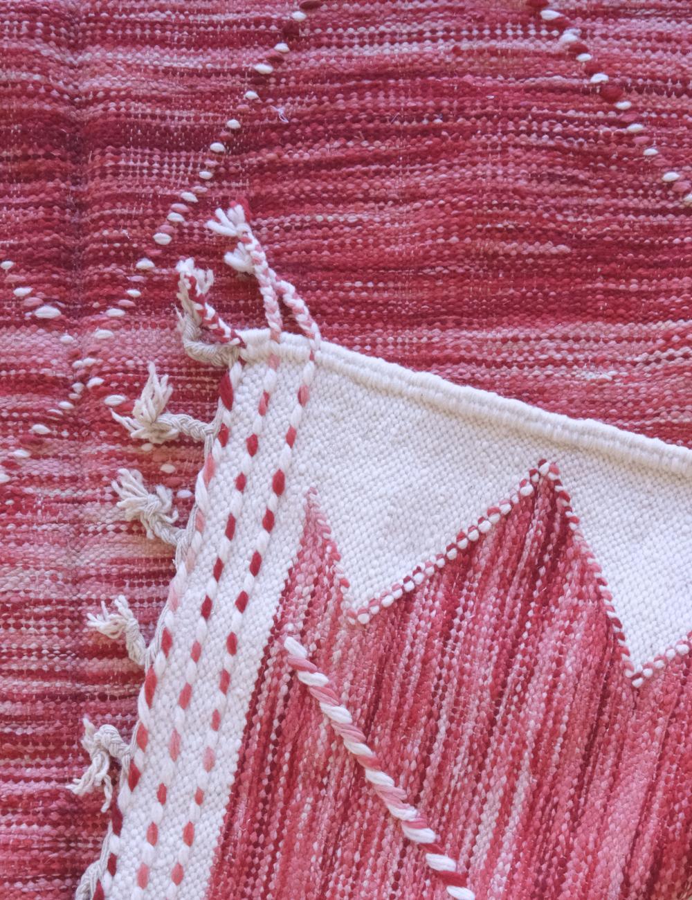 Moroccan Raspberry Kilim Rug 10 x 6.6 ft / 306 x 203 cm - Surcoma