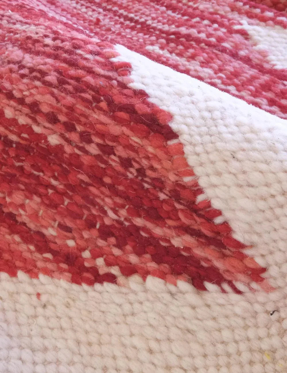 Moroccan Raspberry Kilim Rug 10 x 6.6 ft / 306 x 203 cm - Surcoma