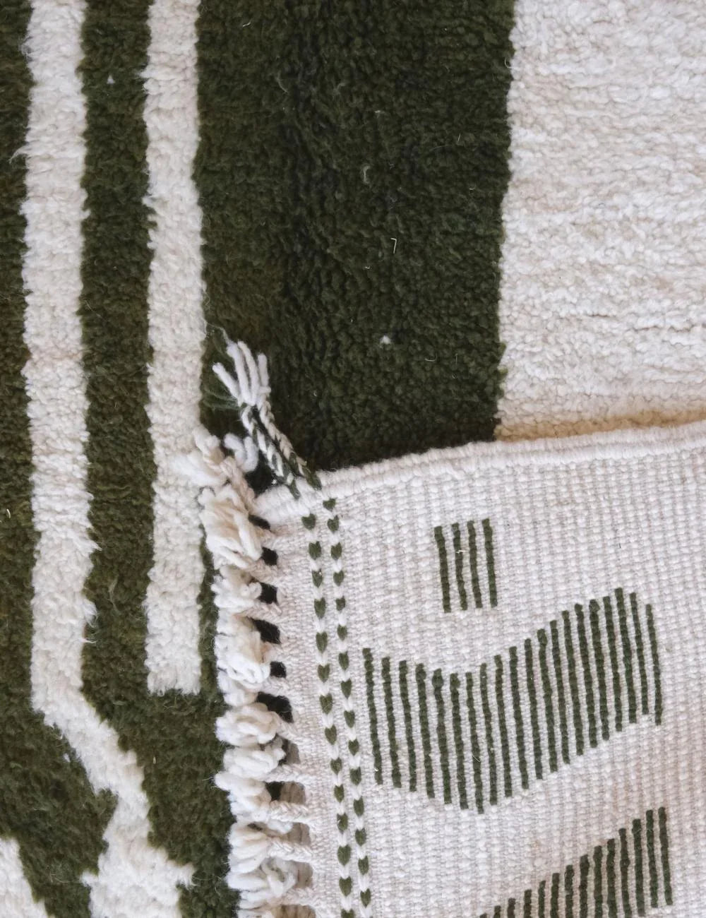 Green Hand-knotted Abstract Moroccan Rug 8.2 x 5.1 ft / 251 x 156 cm - Surcoma