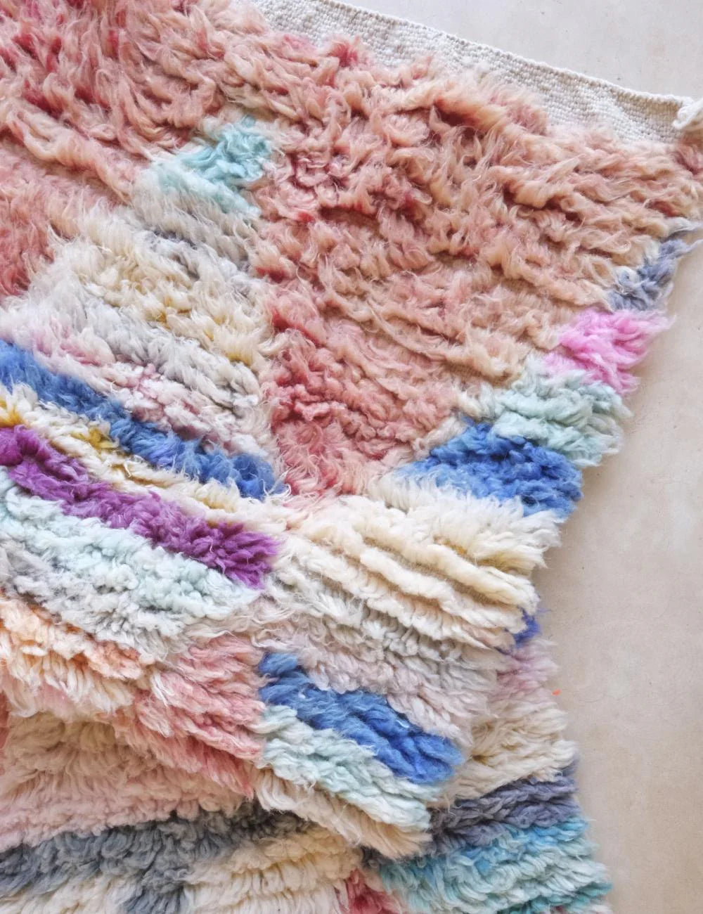 Hand-knotted Moroccan Neutral Runner Rug 9 x 2.5 ft / 273 x 77 cm - Surcoma