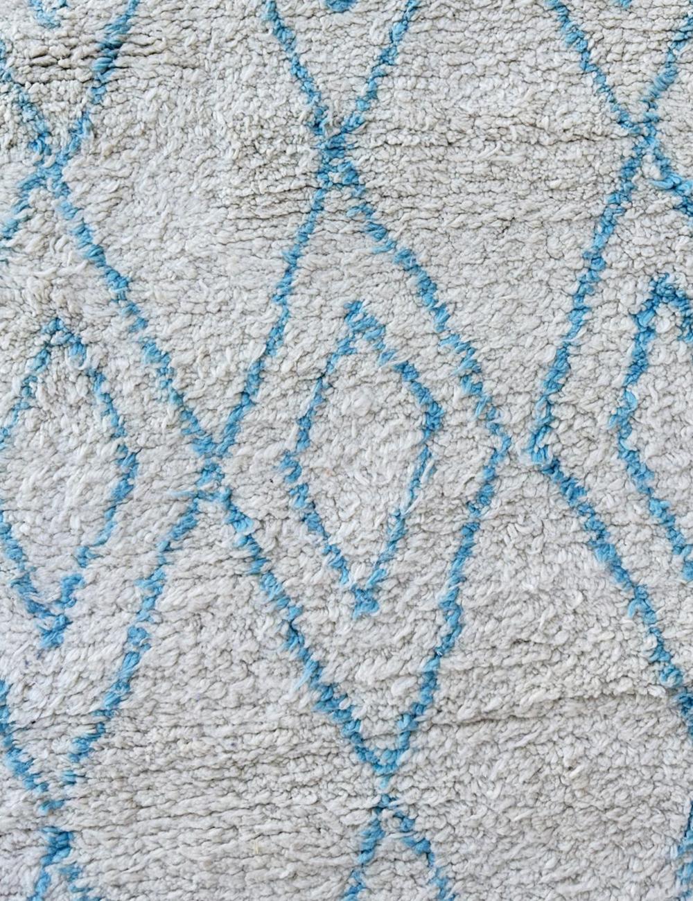 Beni Ourain White and Blue Rug 8.4 x 6.82 ft / 256 x 208 cm - Surcoma