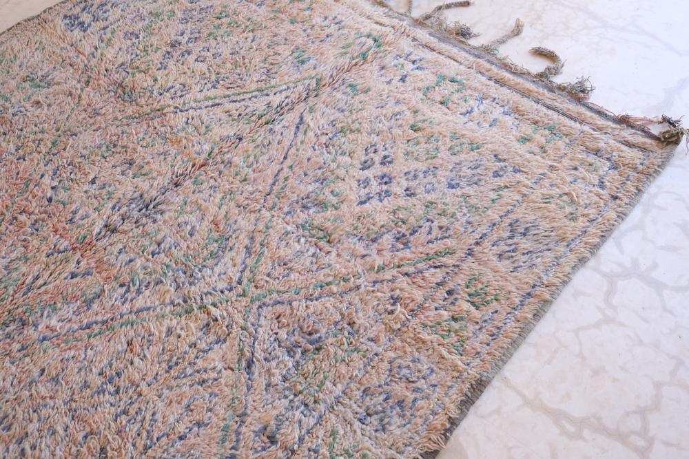 1980s Moroccan Beni MGuild Wool Rug 11.2 x 5.9 ft / 342 x 182 cm - Surcoma