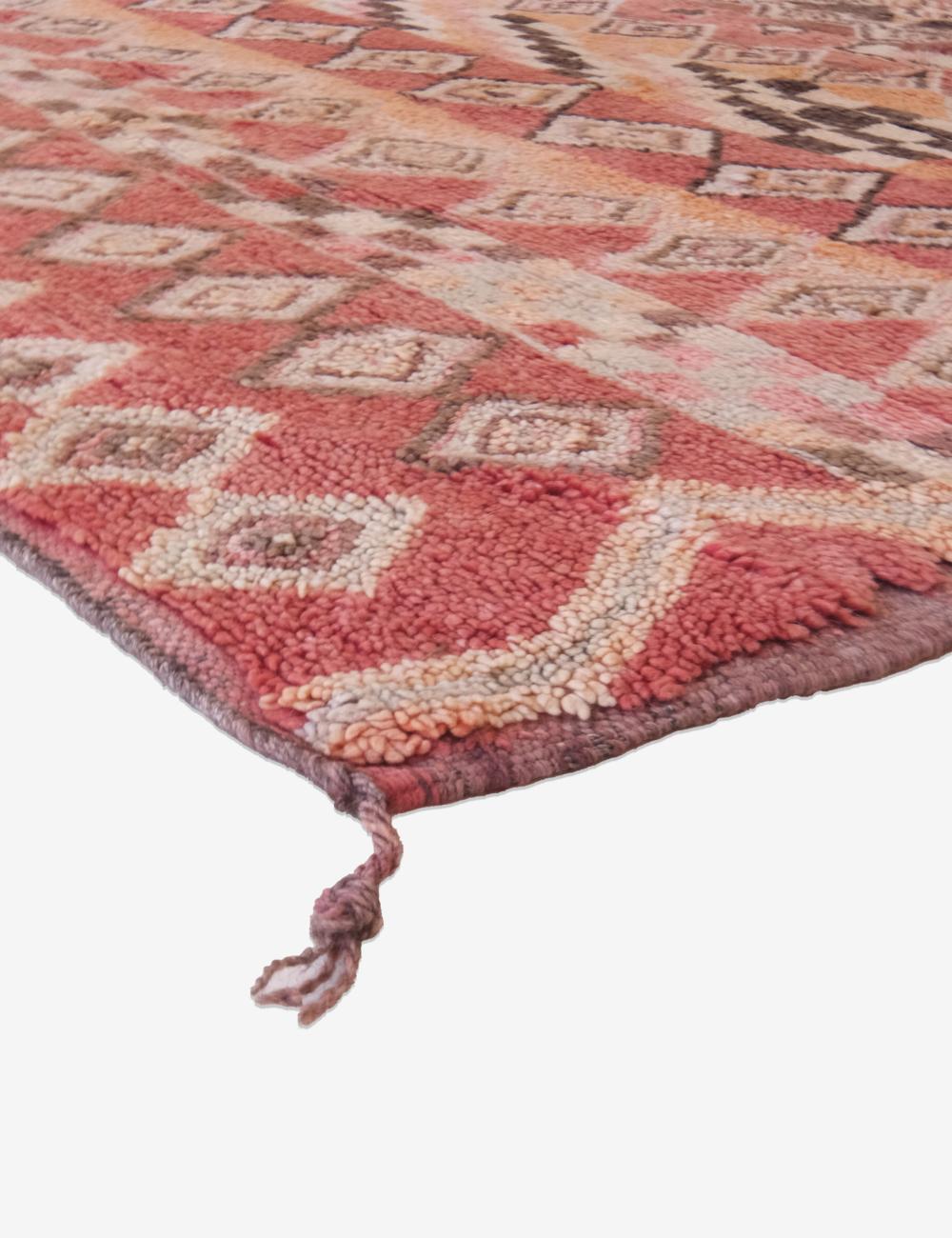 Collectible Moroccan Rehamna Rug 9.1 x 5.5 ft / 276 x 170 cm