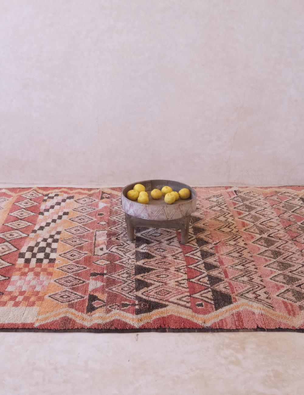 Collectible Moroccan Rehamna Rug 9.1 x 5.5 ft / 276 x 170 cm