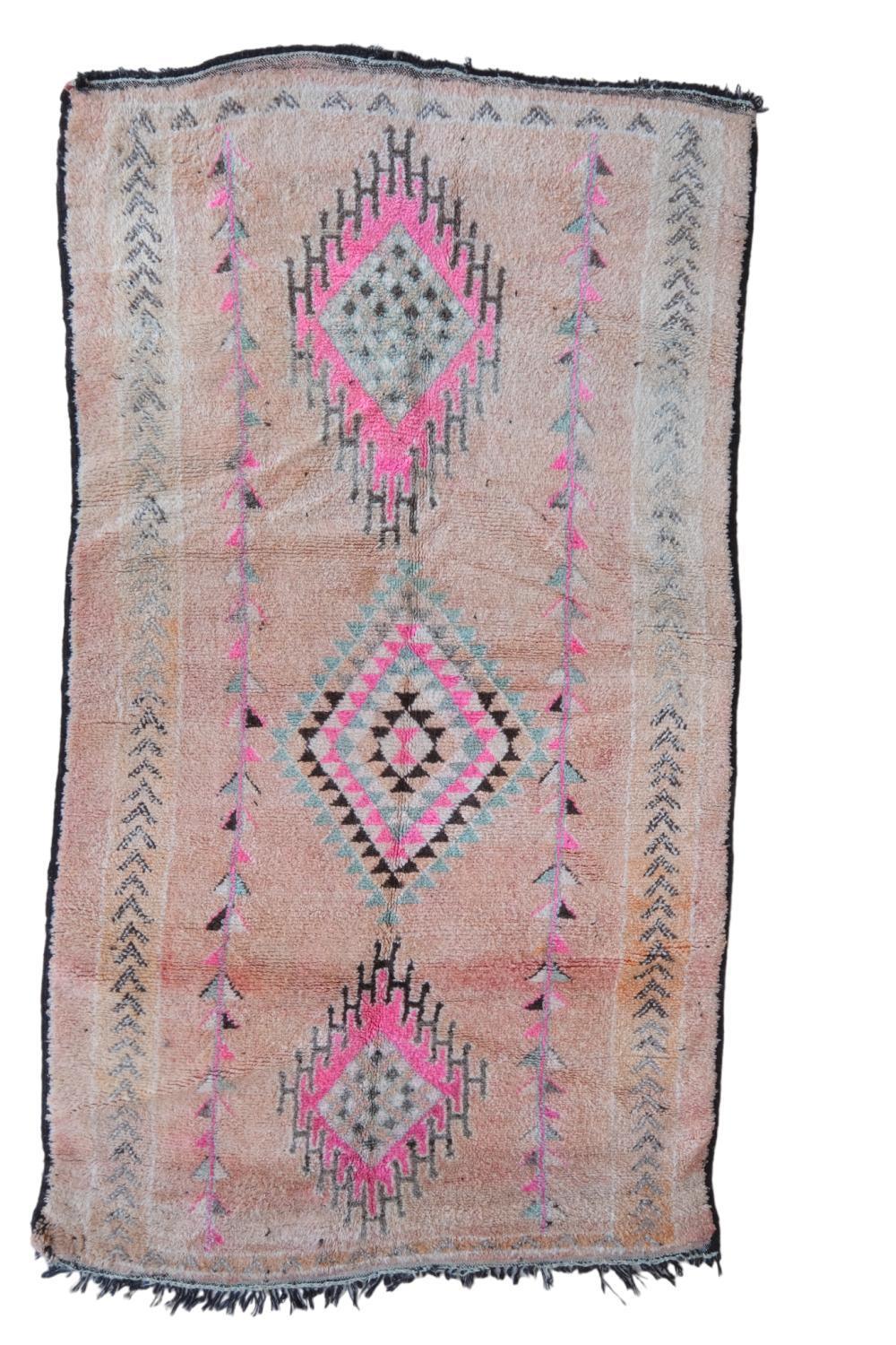 Authentic Pink Moroccan Wool Rug 9.5 x 5.4 ft / 290 x 165 cm - Surcoma