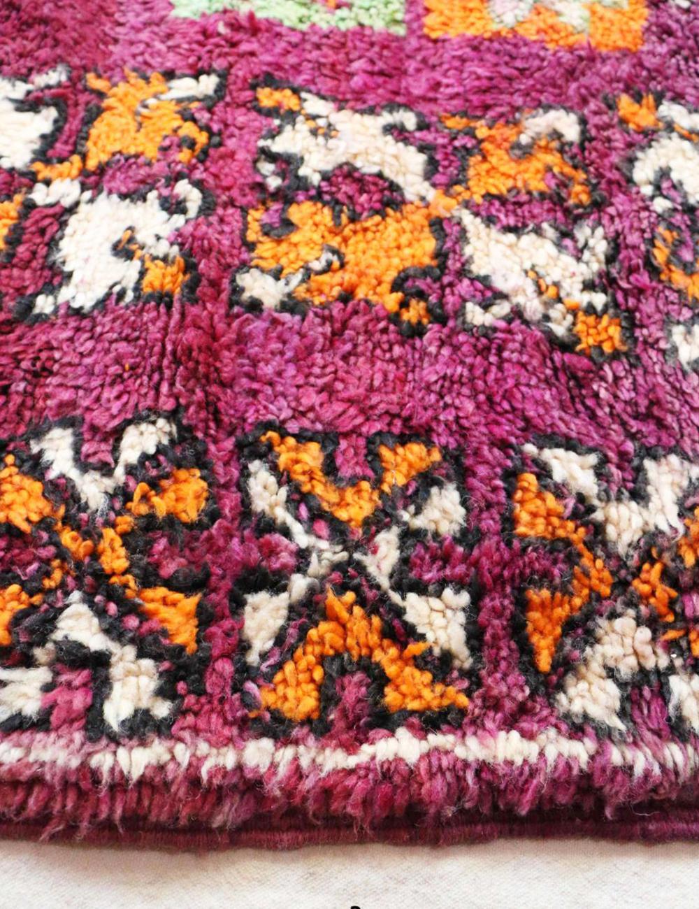 Traditional Berber Rug 10.4 x 6.9 ft / 316 x 213 cm