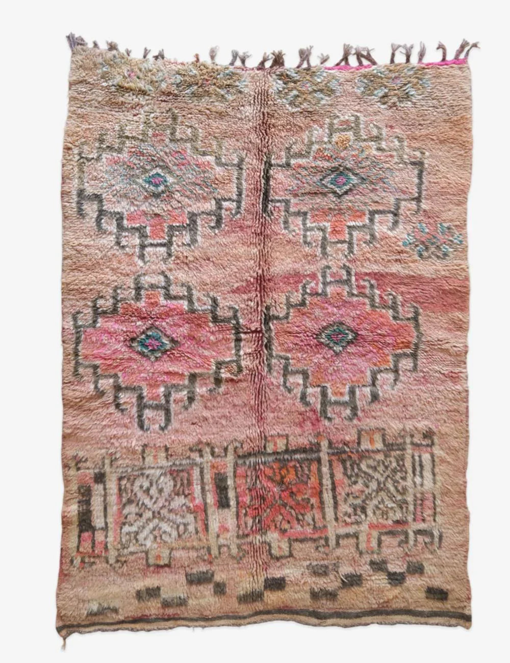 Handwoven Moroccan Accent Rug 5.2 x 7.2 ft / 157 x 220 cm - Surcoma