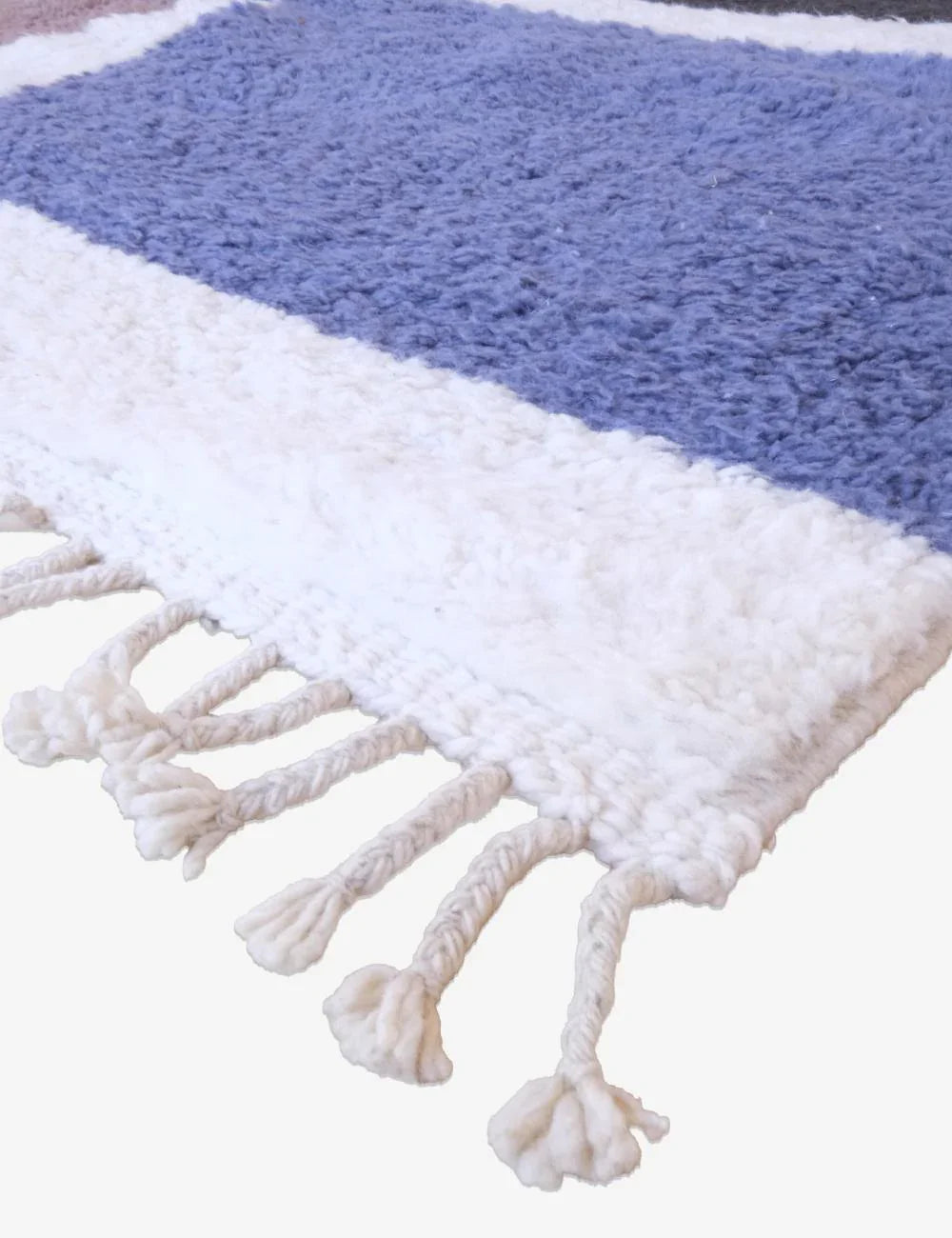 Handwoven Moroccan Wool Rug 11.4 x 8 ft / 348 x 246 cm - Surcoma