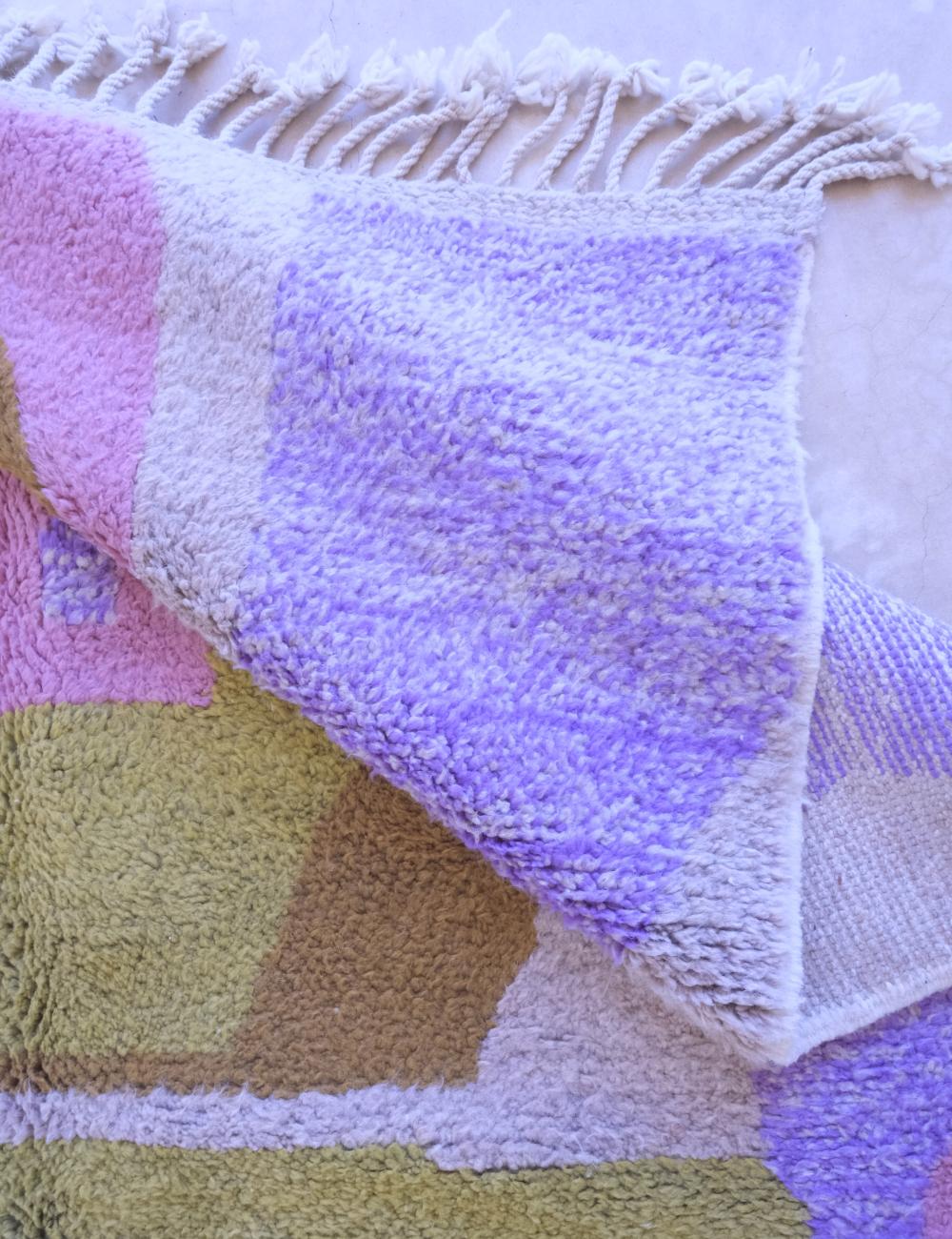 Handwoven Moroccan Wool Rug 9.8 x 6.5 ft / 300 x 200 cm