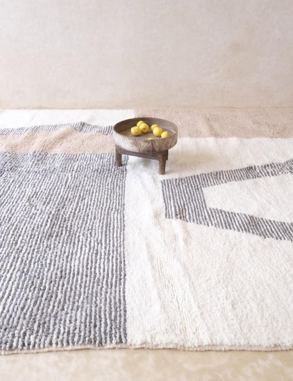 Handwoven Moroccan Wool Rug 11.3 x 8.3 ft / 343 x 255 cm