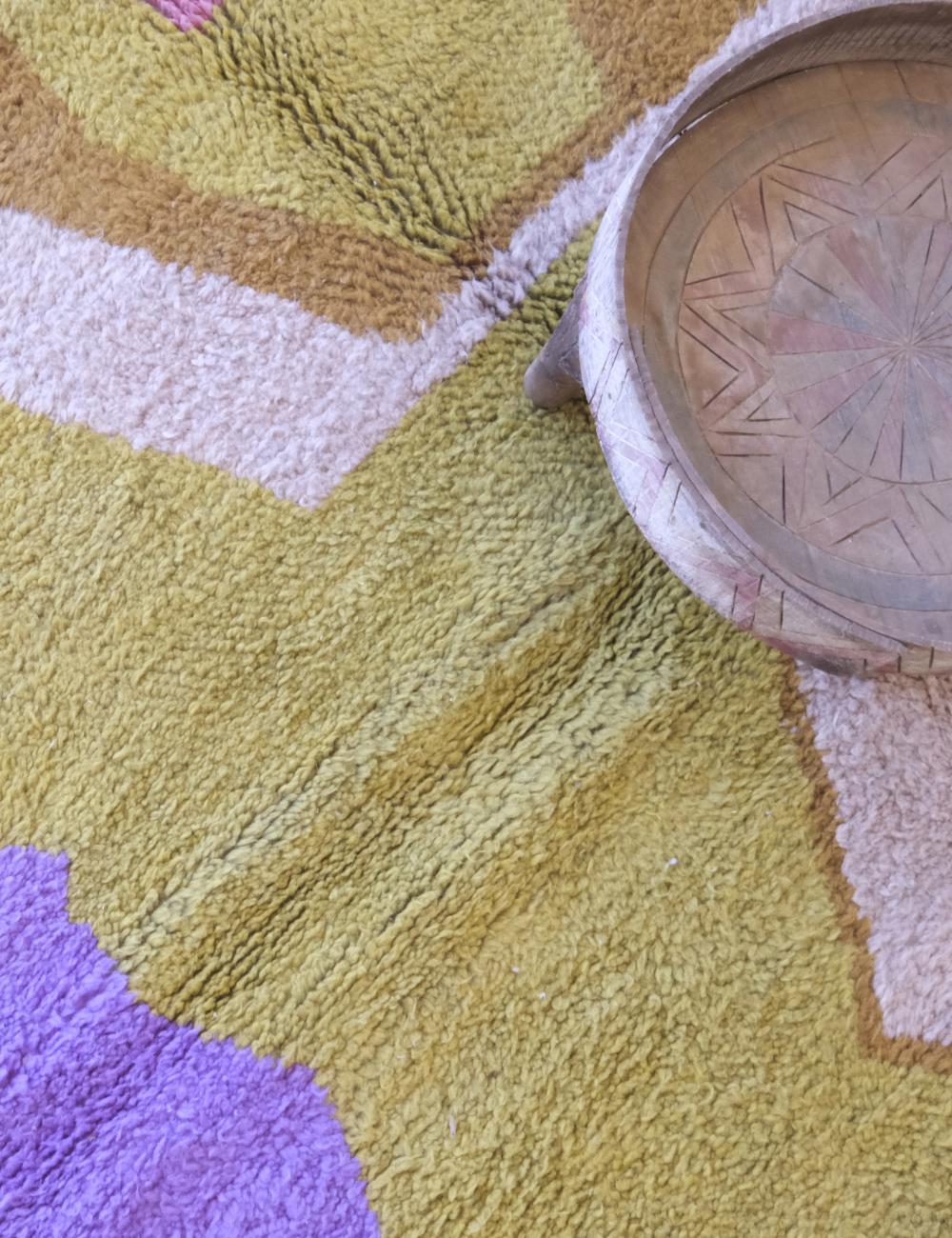Handwoven Moroccan Wool Rug 9.8 x 6.5 ft / 300 x 200 cm