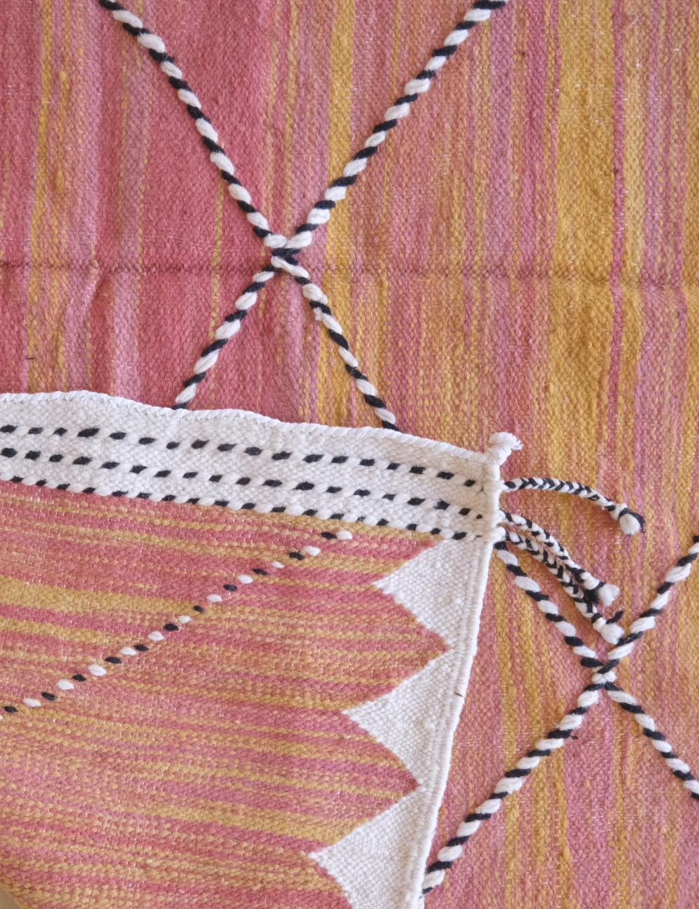 Kilim Moroccan Flatwoven Rug 9.8 x 6.3 ft / 300 x 192 cm