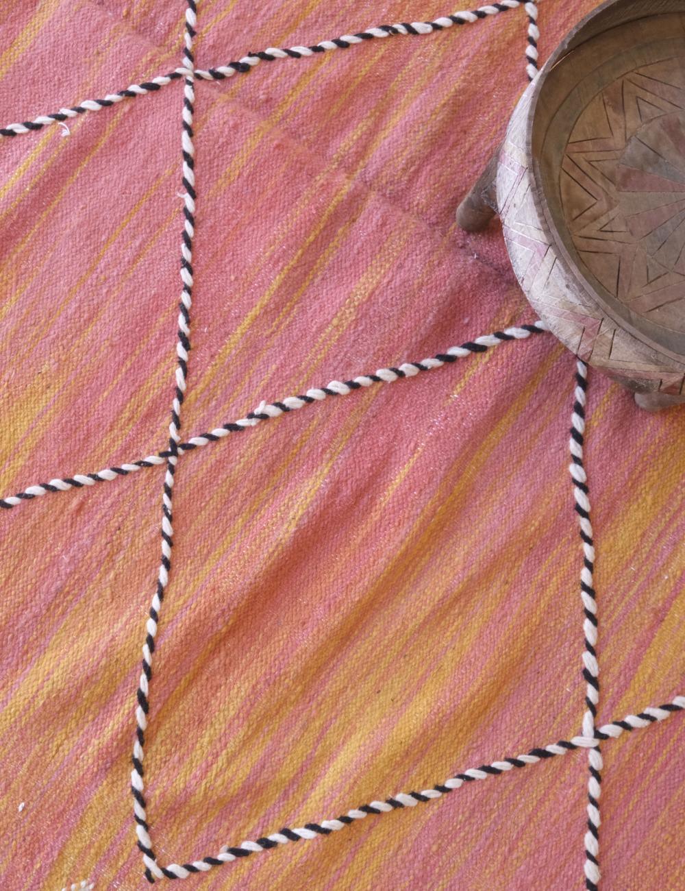 Kilim Moroccan Flatwoven Rug 9.8 x 6.3 ft / 300 x 192 cm - Surcoma