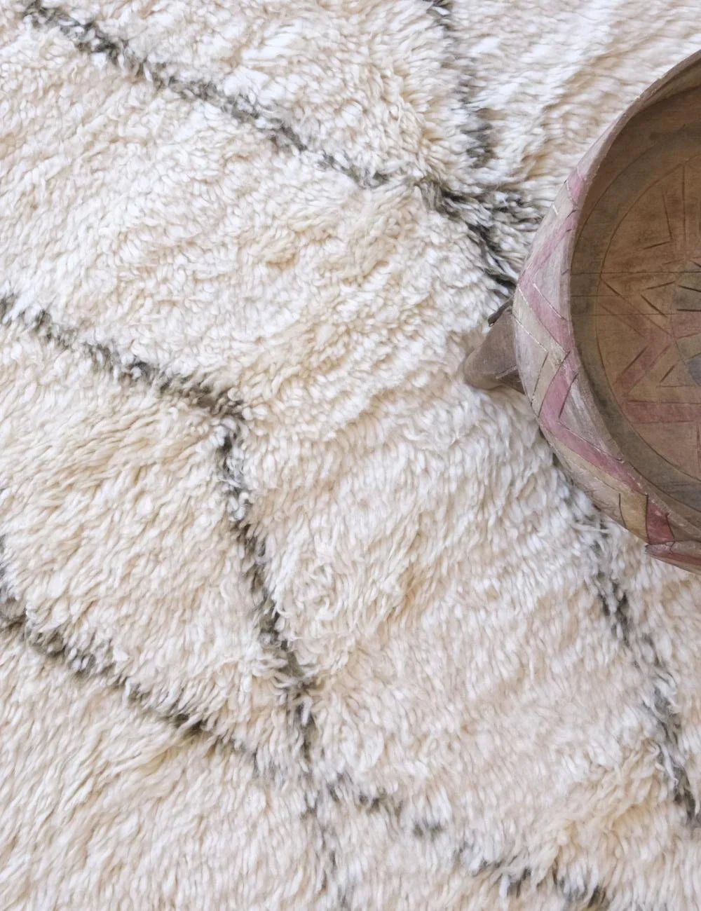 Marmoucha Moroccan Wool Rug 7.2 x 6 ft / 219 x 184 cm - Surcoma