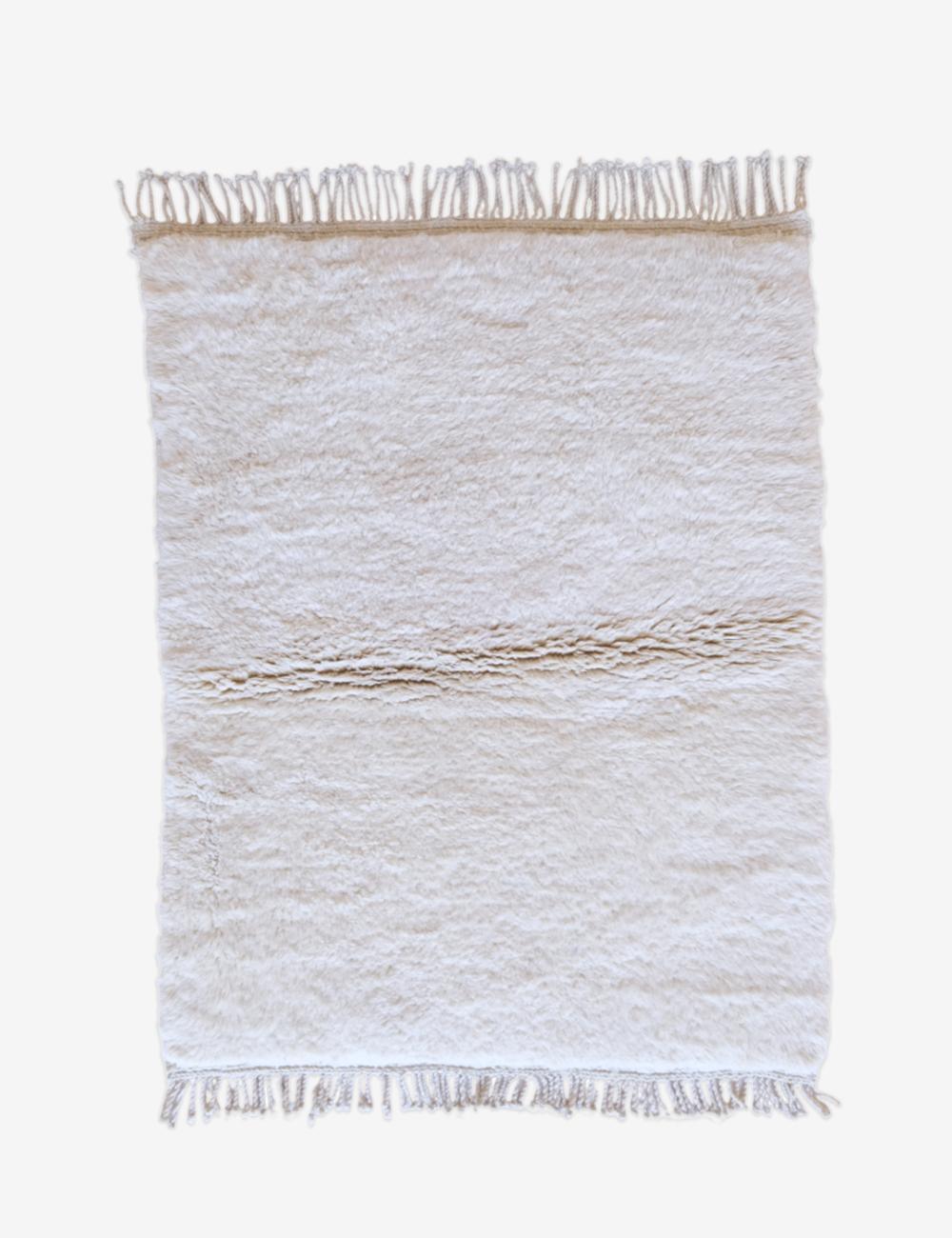 Small Moroccan Solid Shag Wool Rug 5 x 3.8 ft / 153 x 118 cm - Surcoma
