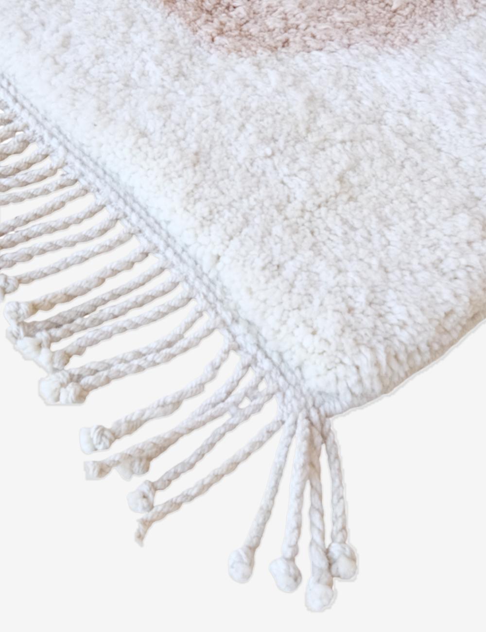 Moroccan Luxurious Shag Wool Rug 5.2 x 3.7 ft / 157 x 115 cm - Surcoma