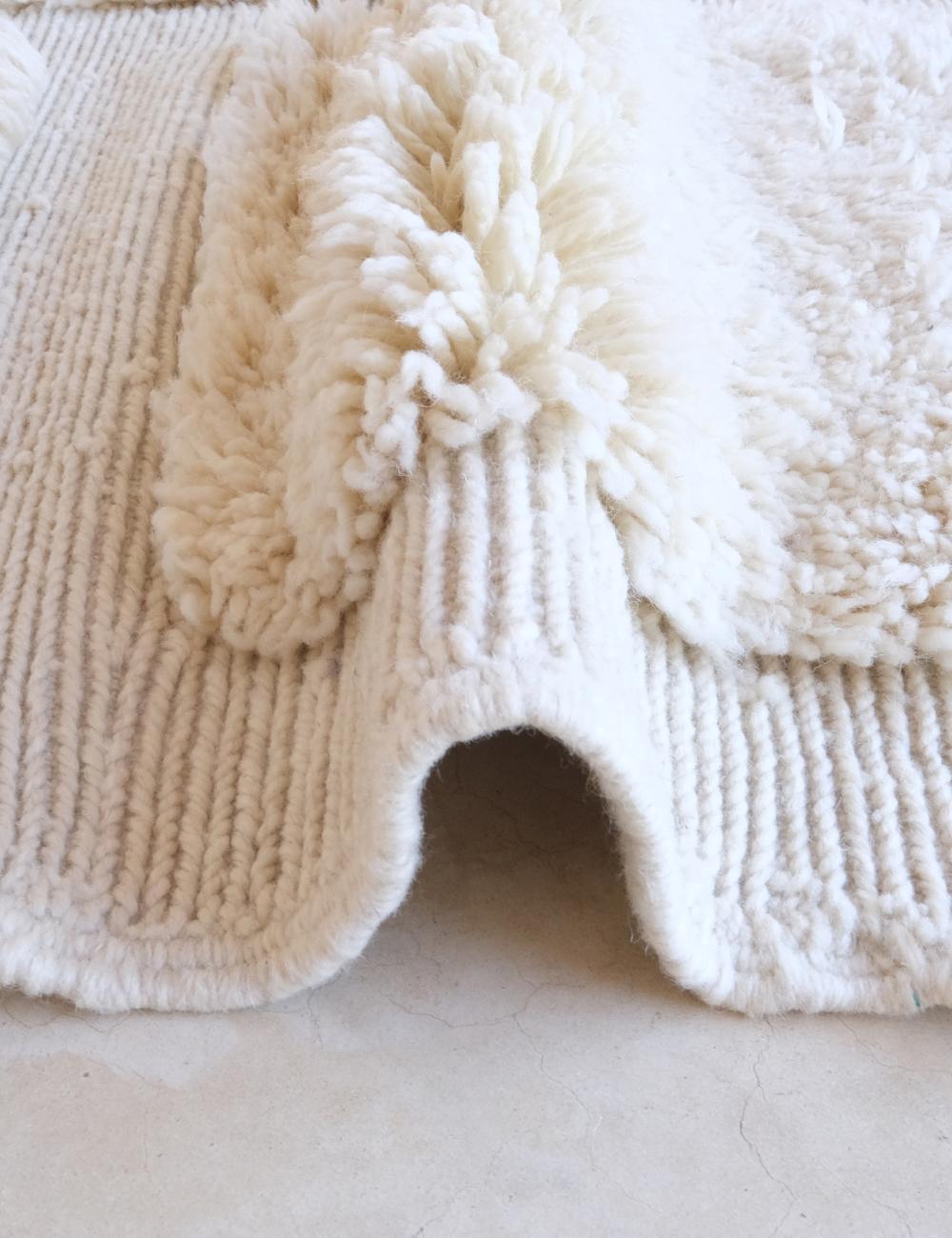 Custom Moroccan Luxurious Mrirt Wool Rug - Surcoma