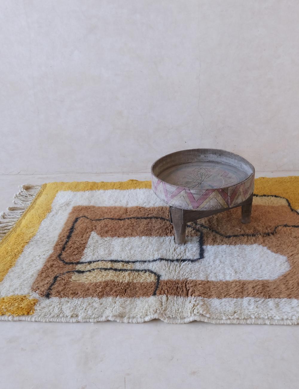 Moroccan Small Abstract Shag Rug 5.1 x 3.3 ft / 154 x 103 cm - Surcoma