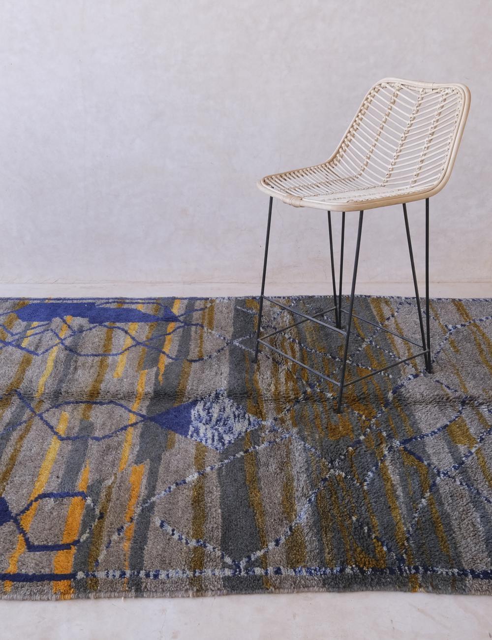 Moroccan Abstract Beni MRirt Wool Rug 8.4 x 5.2 ft / 257 x 160 cm - Surcoma