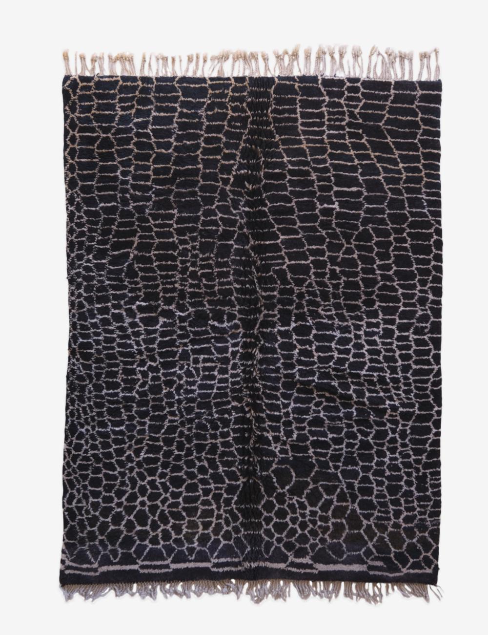 Black Moroccan Beni Mrirt Wool Rug 8.2 x 6 ft / 250 x 184 cm - Surcoma