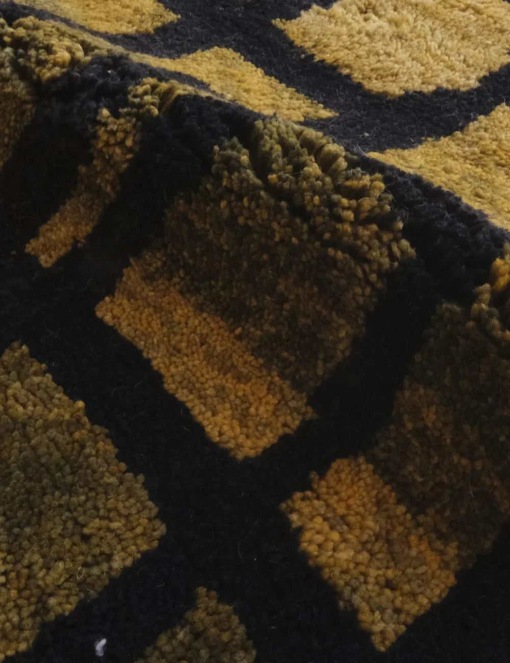 Moroccan Luxury Mrirt Wool Rug 10.3 x 6.7 ft / 313 x 206 cm - Surcoma