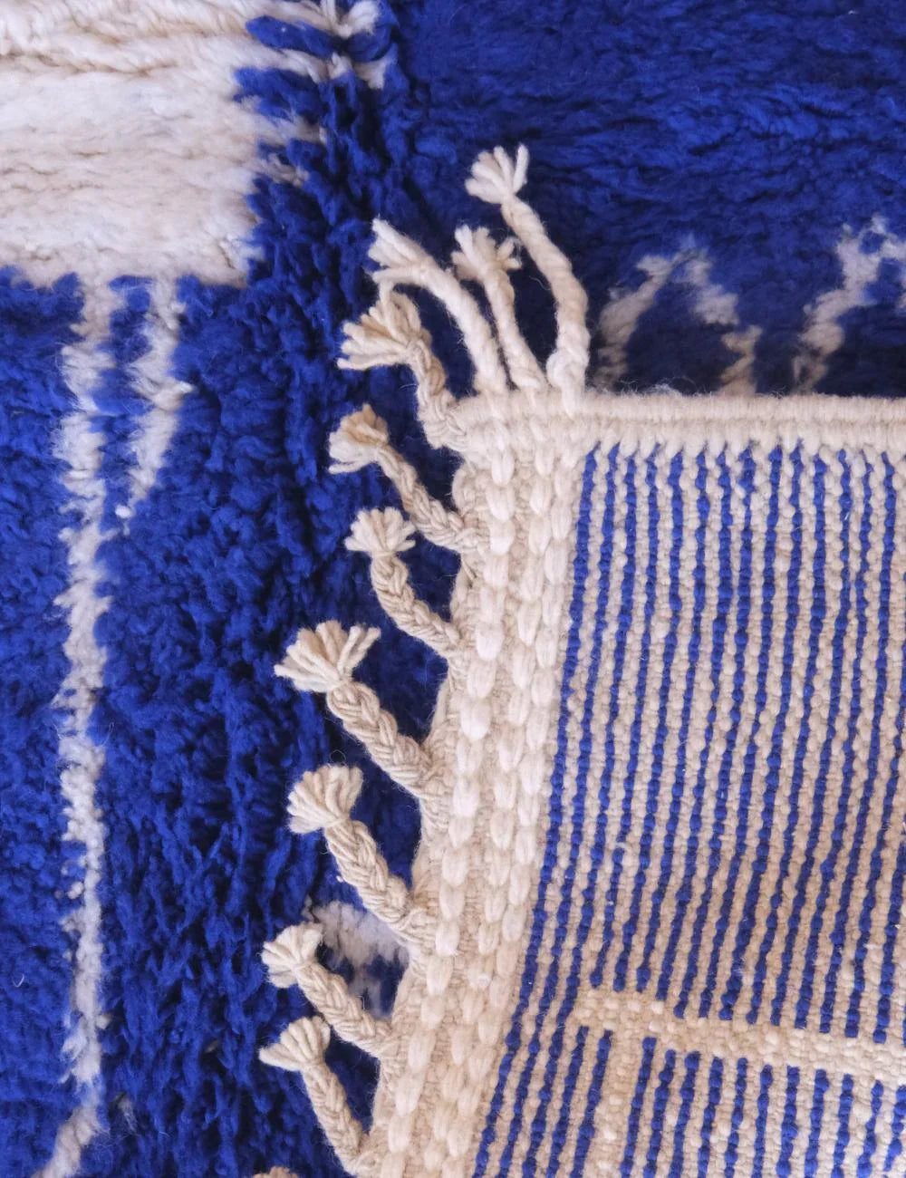 Moroccan Blue Handknotted Wool Rug 5.7 x 4 ft / 173 x 124 cm - Surcoma