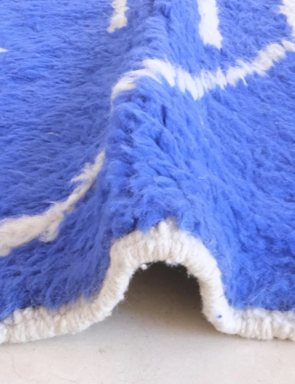 Moroccan Blue Wool Rug 6.8 x 6 ft / 206 x 183 cm - Surcoma