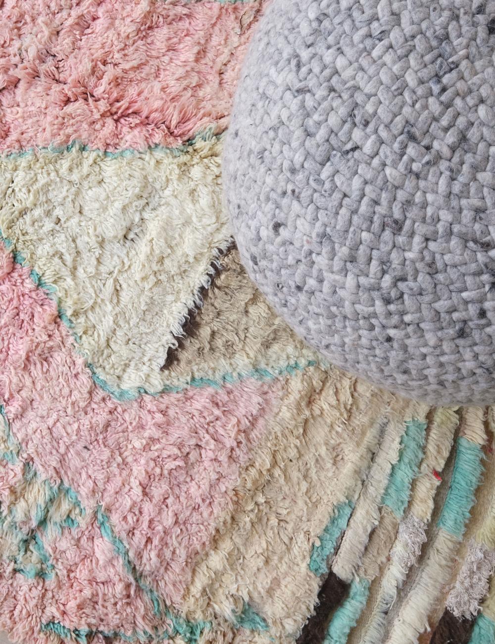 Moroccan Boujaad Abstract Rug 8.1 x 4.9 ft / 248 x 150 cm - Surcoma